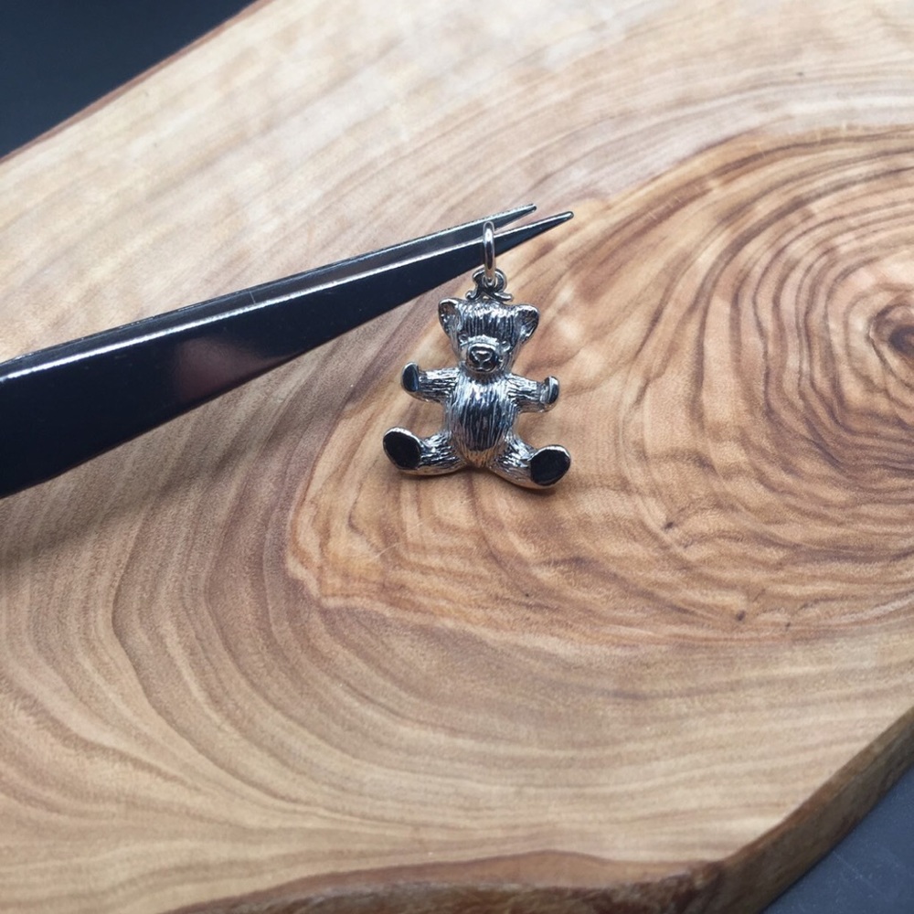 Sterling silver Teddy bear 🧸 (NEW)